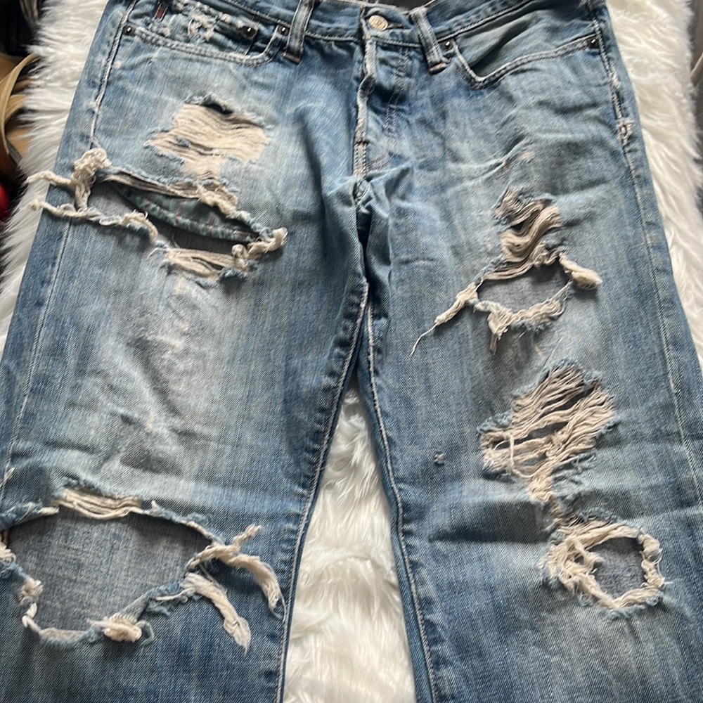 Abercrombie and Fitch distressed jeans - Picture 5 of 17